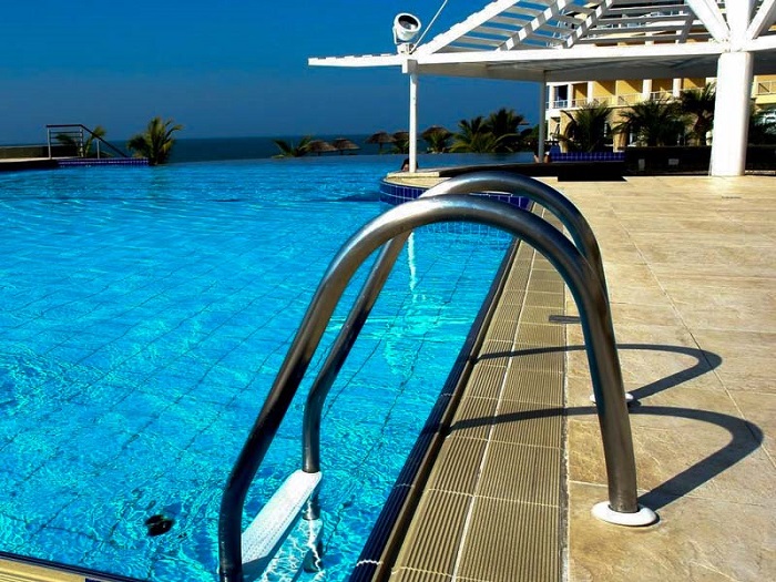Khương Thịnh- Địa chỉ cung cấp thang bể bơi Procopi giá rẻ