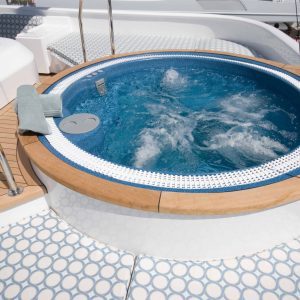 Thiết kế xây dựng hồ bơi Jacuzzi
