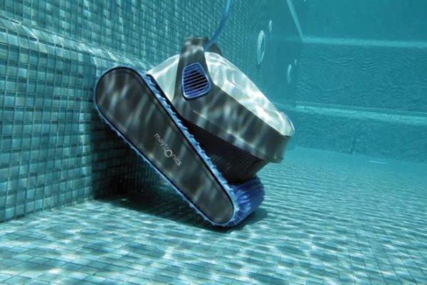 Robot hút cặn bể bơi Dolphin M500