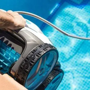 Robot hút cặn bể bơi Dolphin M500