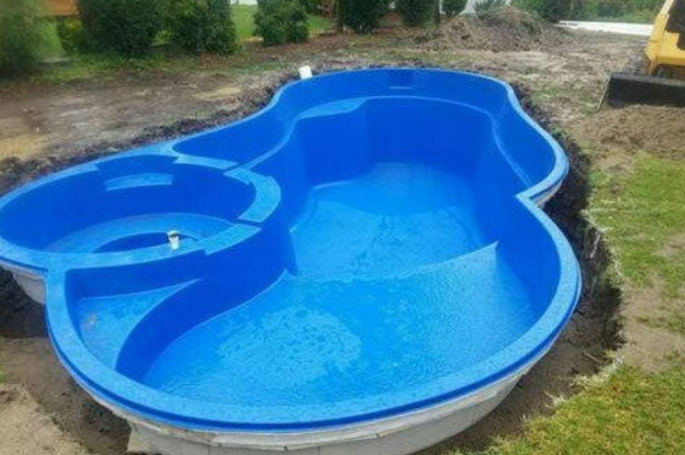 Cách khắc phục các sự cố bể bơi composite