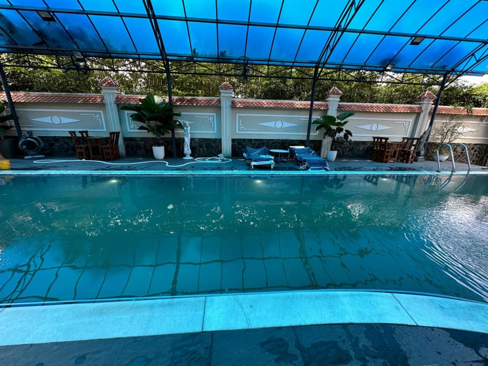 Làm thế nào để biến hồ bơi thường thành hồ bơi bốn mùa?