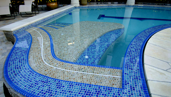 tranh khảm hồ bơi